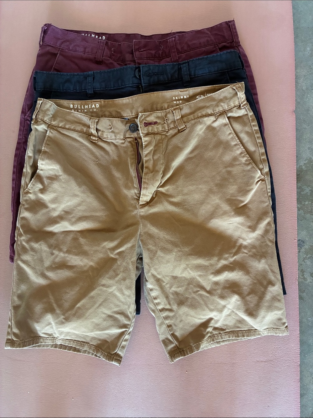 Lot of 3 Bullhead/Pacsun Men's Shorts in Tan, Black & Maroon Flat Front 30 waist